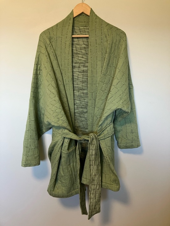 Nike Jackets & Blazers - Nike Yoga Fit Reversible Olive Green Tie-Waist Therma fit Luxe Jacquard Kimono